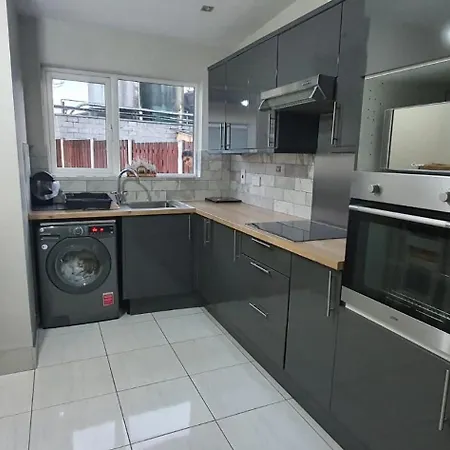 With Private Kitchen Apartamento