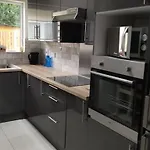 Apartman With Private Kitchen