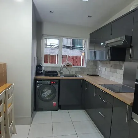 With Private Kitchen Apartman