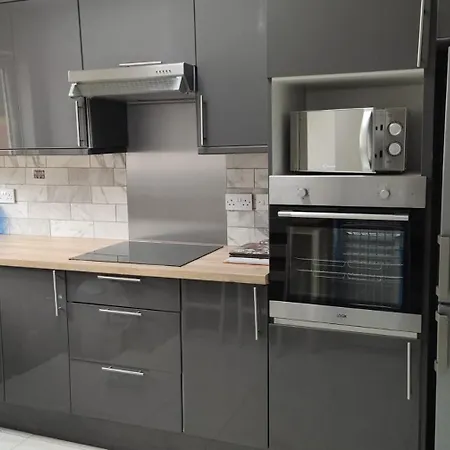 With Private Kitchen Apartman